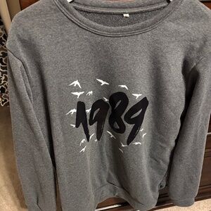 Taylor Swift 1989 Sweatshirt